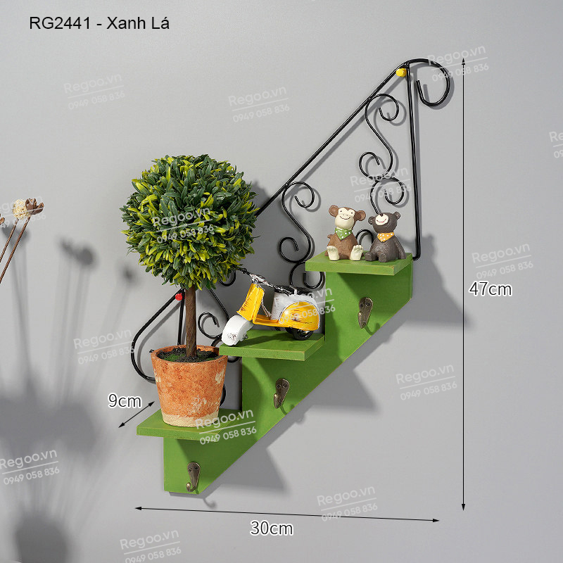 Kệ treo tường hình cầu thang phong cách retro RG2441, dùng để trang trí tường cho quán cafe, shop thời trang, trường mầm non hoặc không gian decor trong nhà.