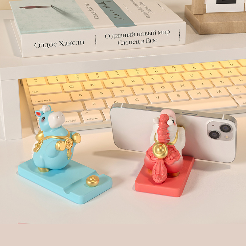 Kệ để điện thoại Regoo RG1333, resin 10 x 5,1 x 8,2 cm, decor bàn kiêm quà tặng