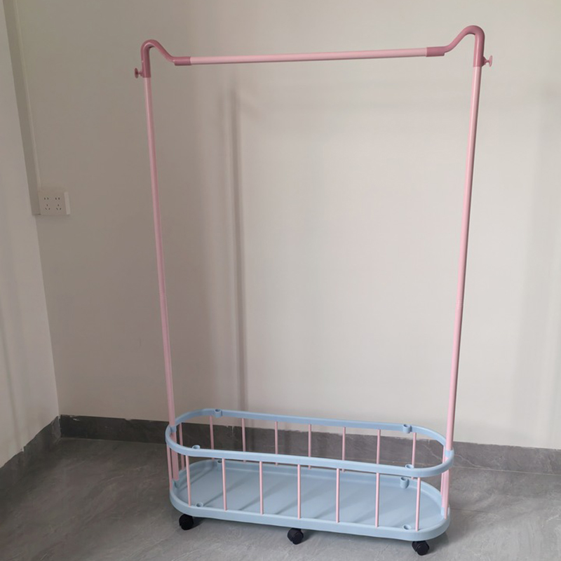 Giá treo quần áo Regoo RG3033 để sàn, có giỏ dưới, bánh xe, size 60/80/100cm